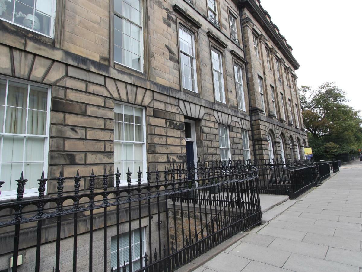 Apartment Escape To @ Albyn Place *