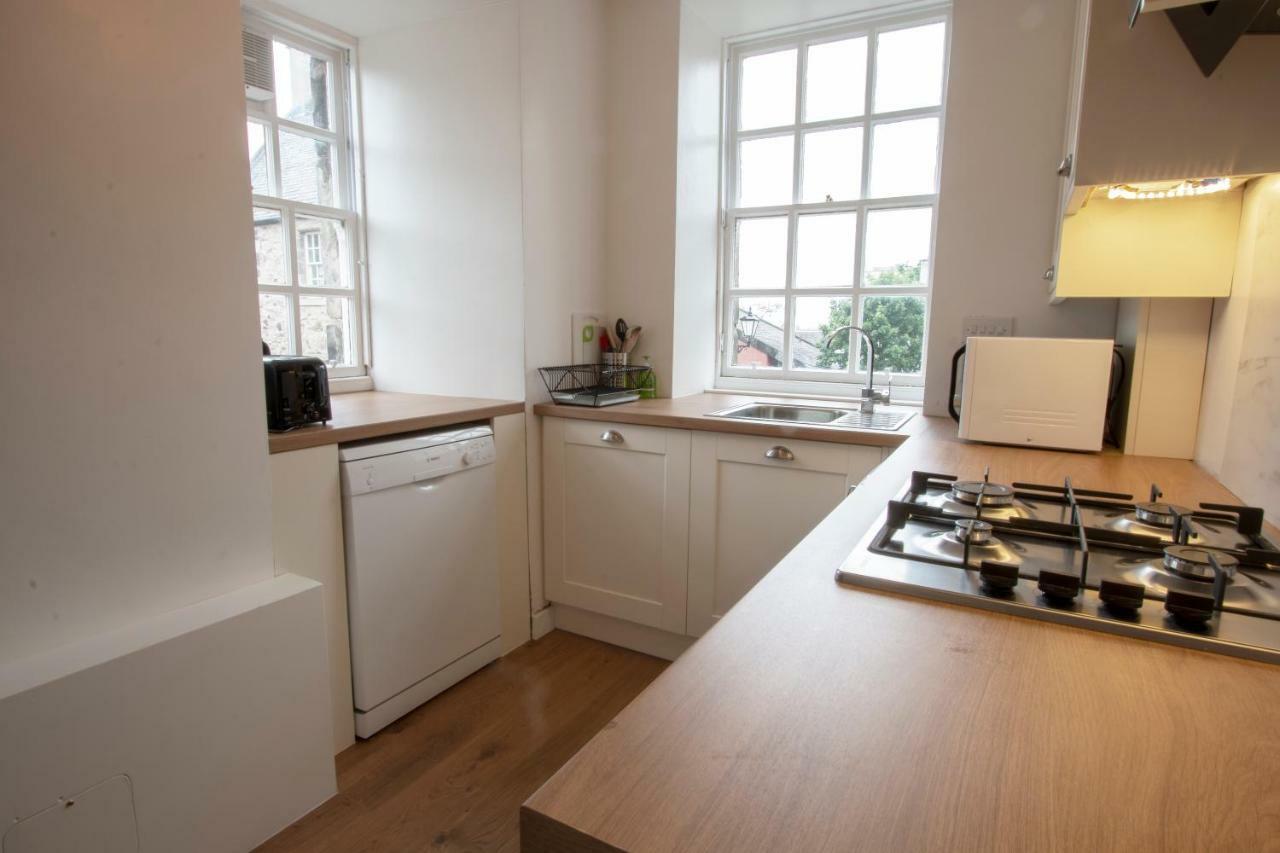 Cadell House - Royal Mile Apartment