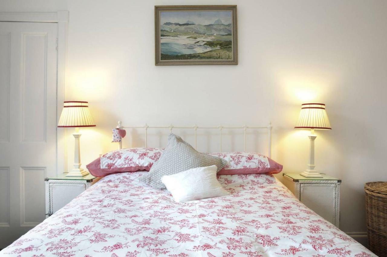 5 Star Beautiful & Vintage, Spacious In Chic Location! * EDI