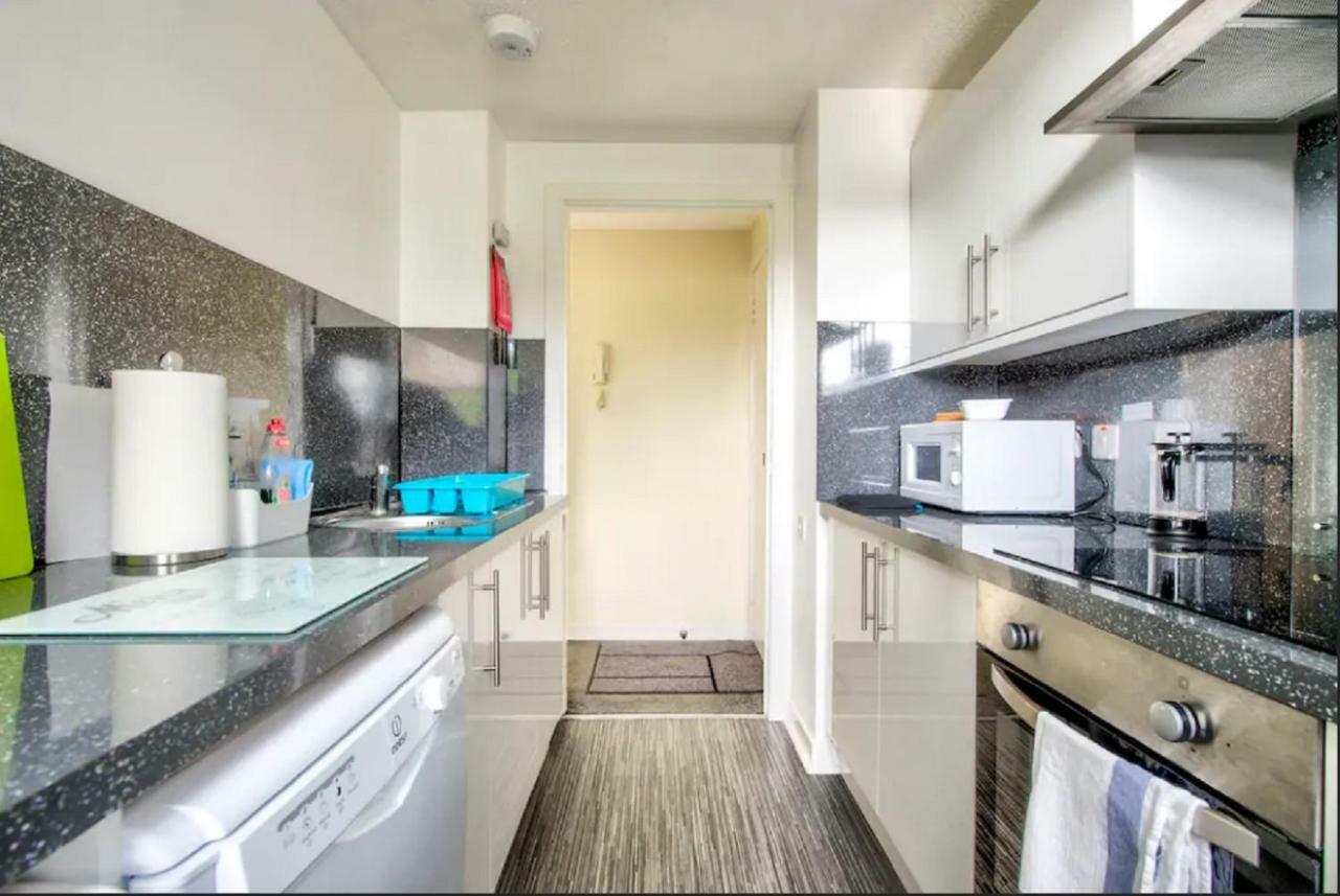 Apartment Charming 1 Bed With Castle View *