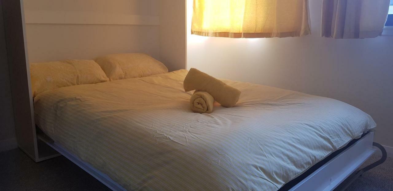 Apartment Heart Of City- Upto 4 Sleeps