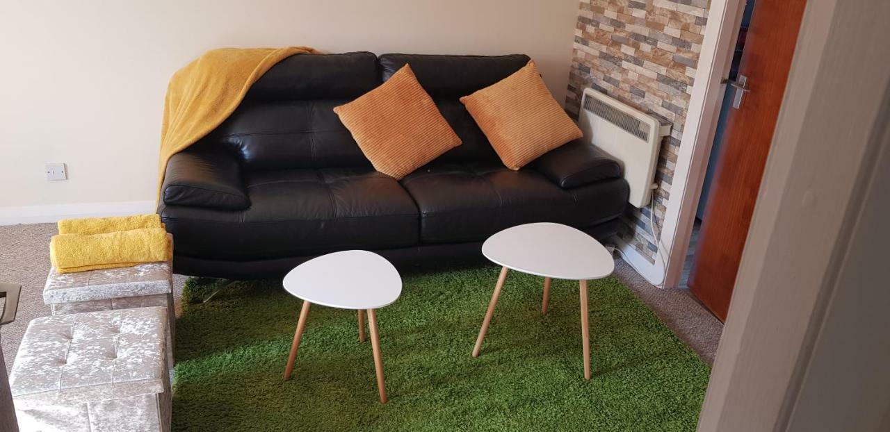 Heart Of City- Upto 4 Sleeps Apartment Edinburgh