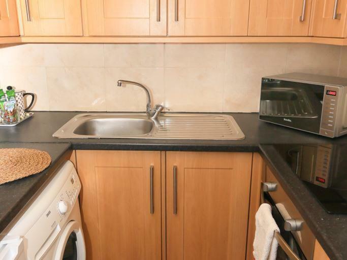 38 Broughton Road *