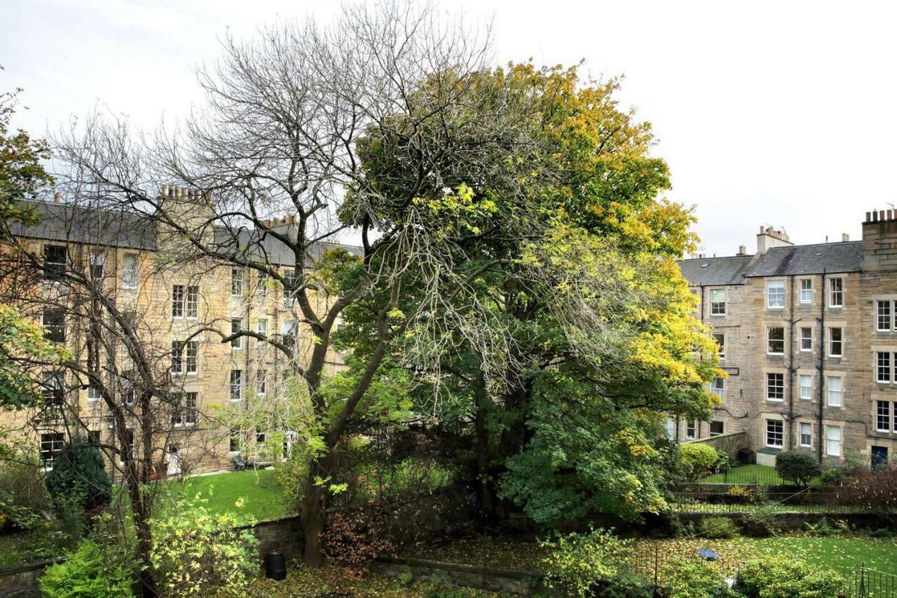 Apartment 5 Star Beautiful & Vintage, Spacious In Chic Location! EDI