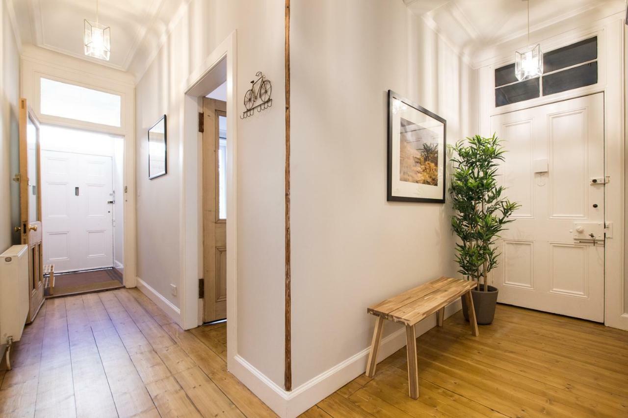 Beautiful, Traditional 2 Bedroom Main Door Flat Edinburgh