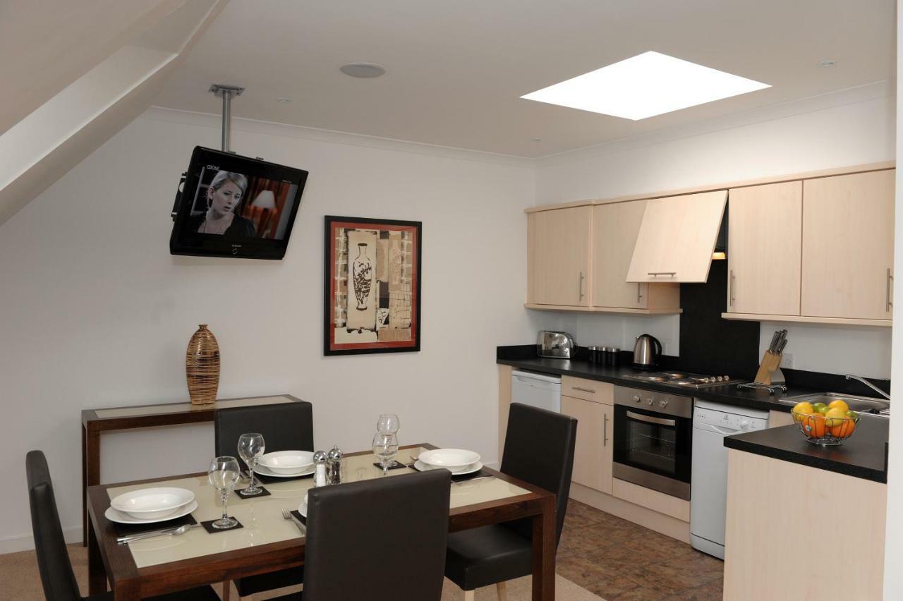 Fountain Court - Grove 4*