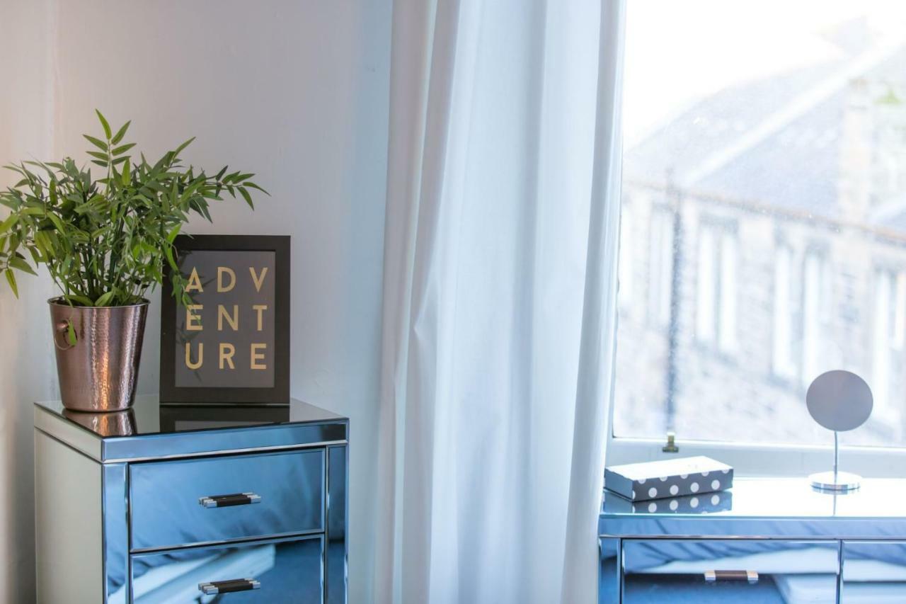 The Tartan Stag Apartment Edinburgh