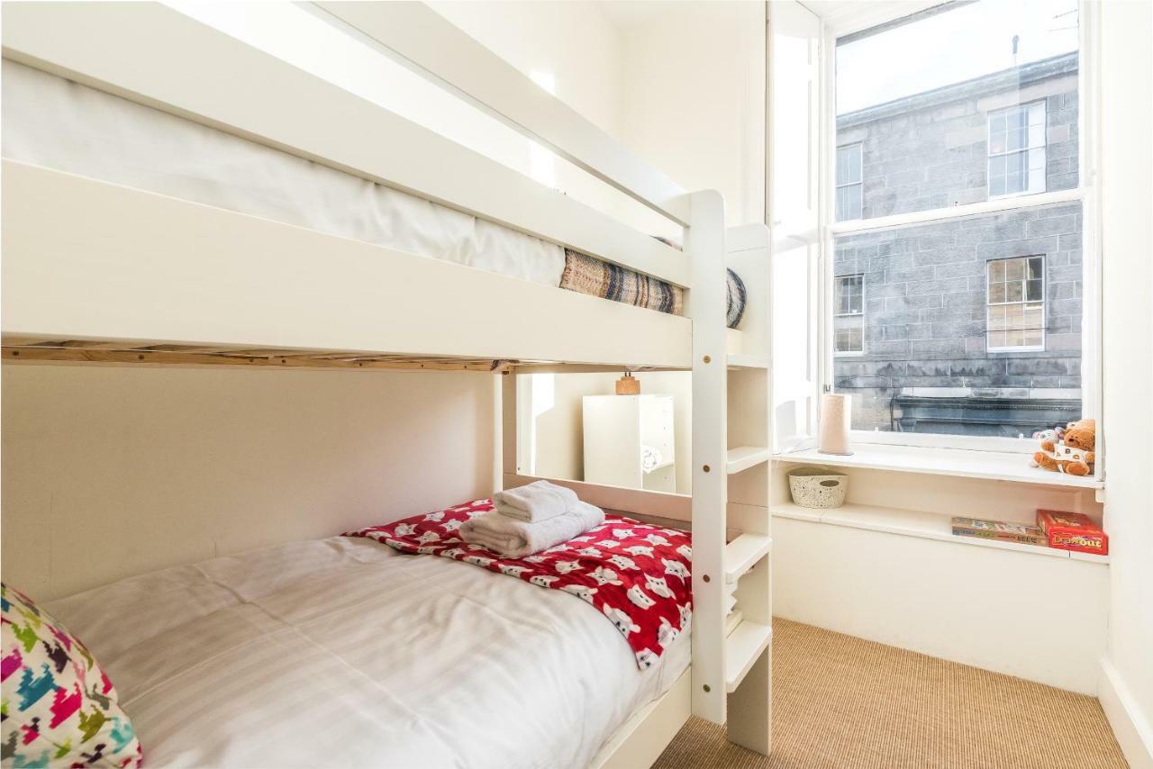Charming, & Spacious Georgian 3 Bed Edinburgh