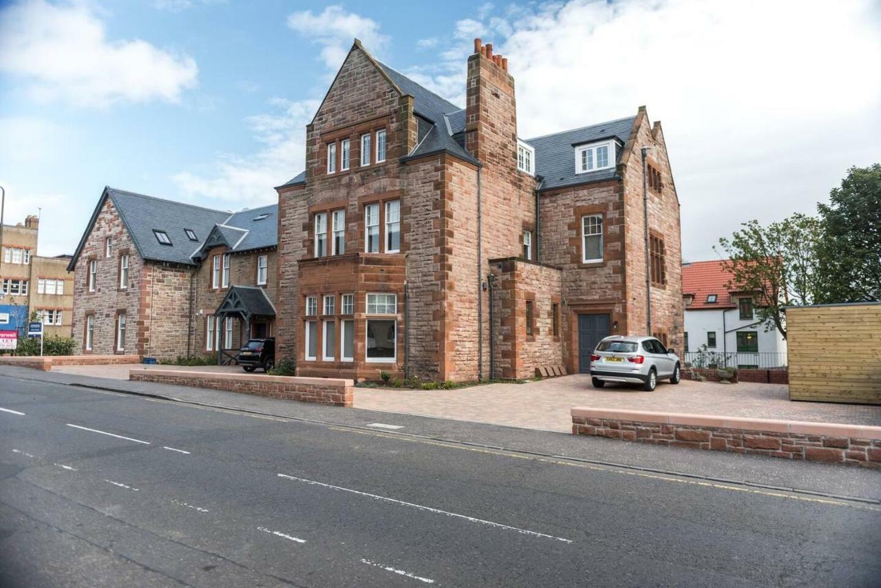 Luxurious Living In Gullane Holiday home