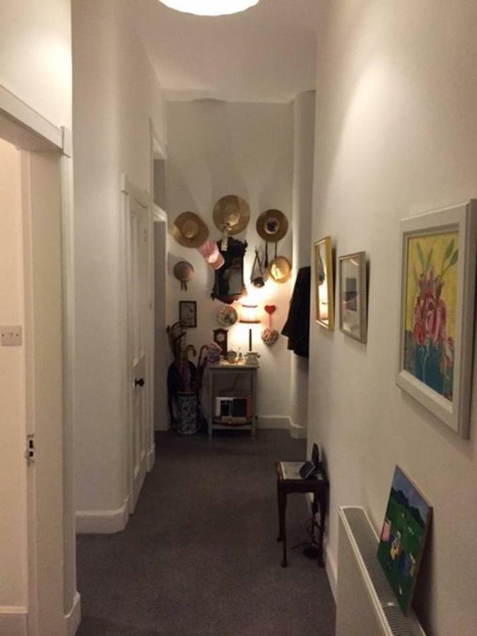 Apartment 5 Star Beautiful & Vintage, Spacious In Chic Location! EDI