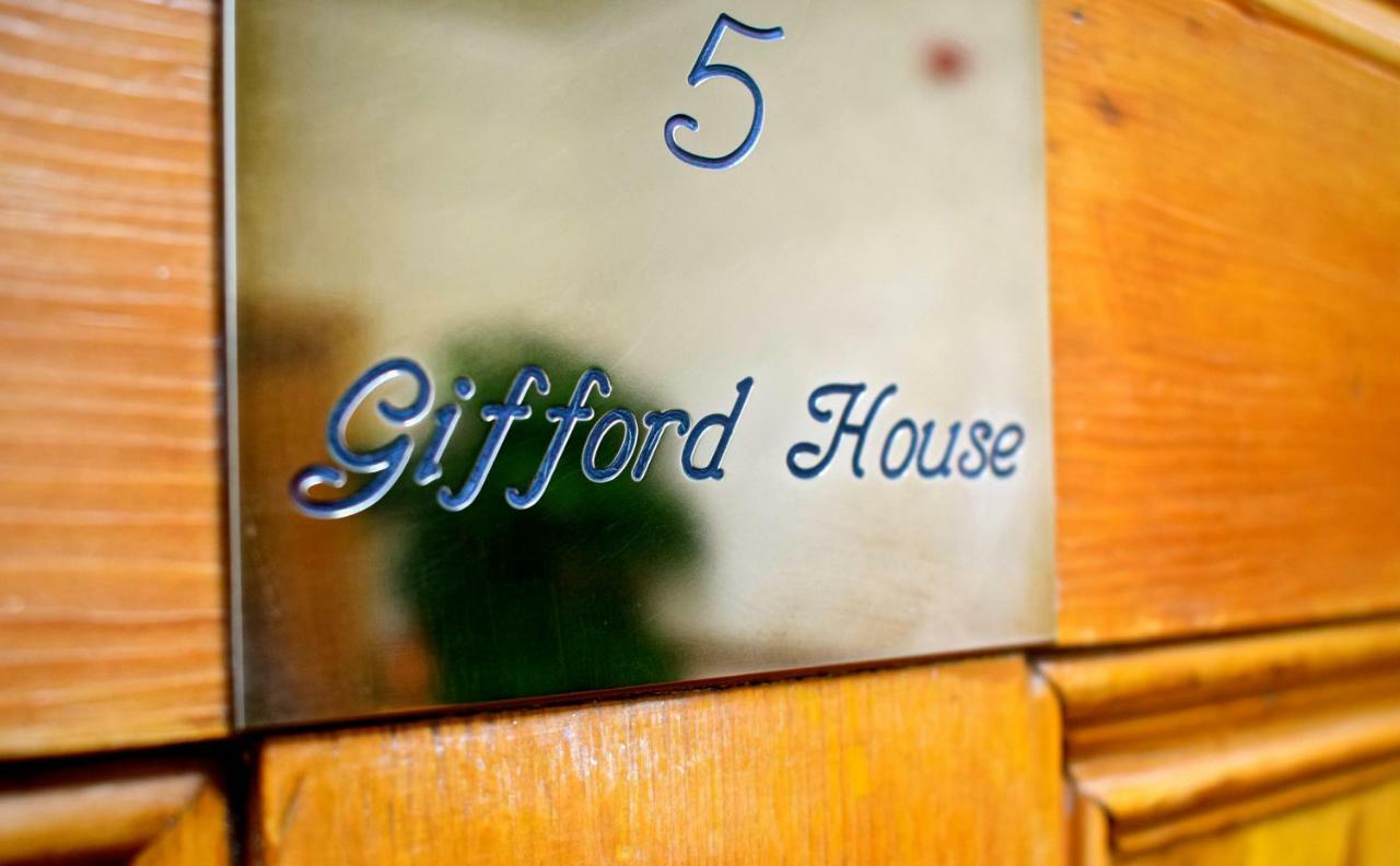 Gifford House Gasthof EDI