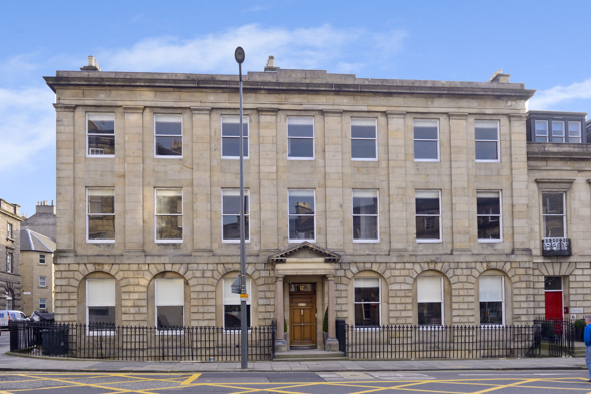 Destiny Scotland - Distillers House Apartment Edinburgh