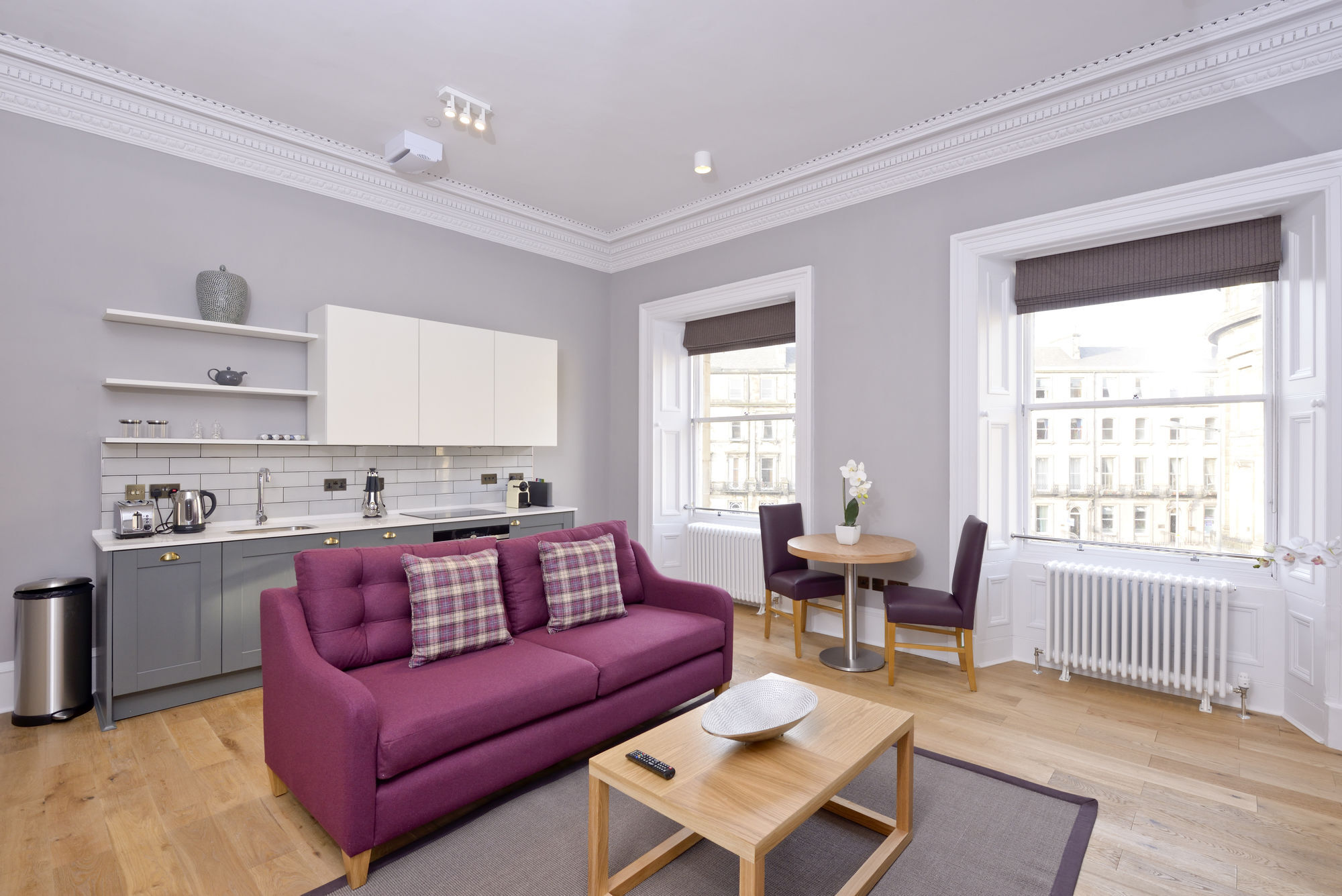 Destiny Scotland - Distillers House Apartment Edinburgh