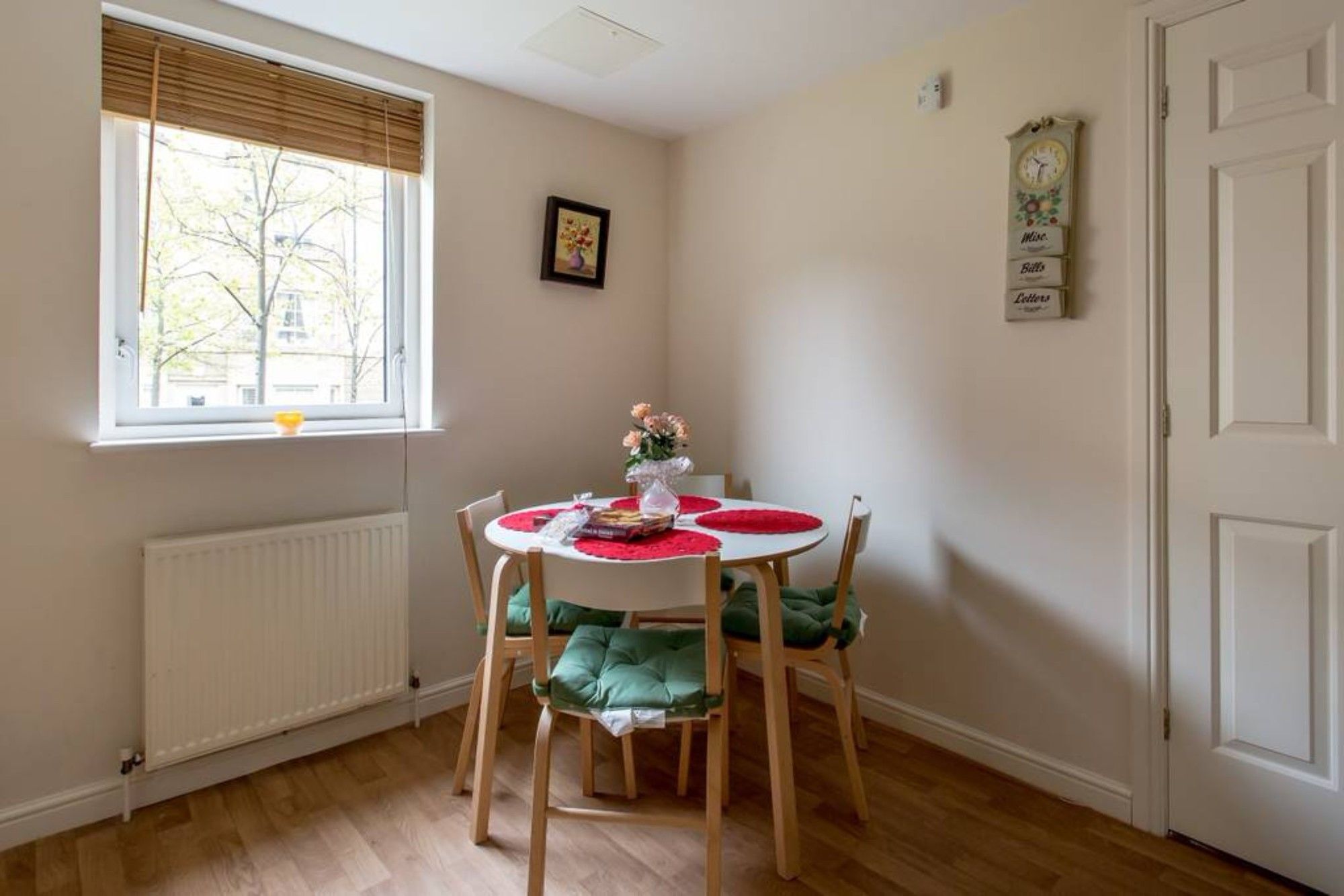 Apartment 2 Bedroom Near Centre