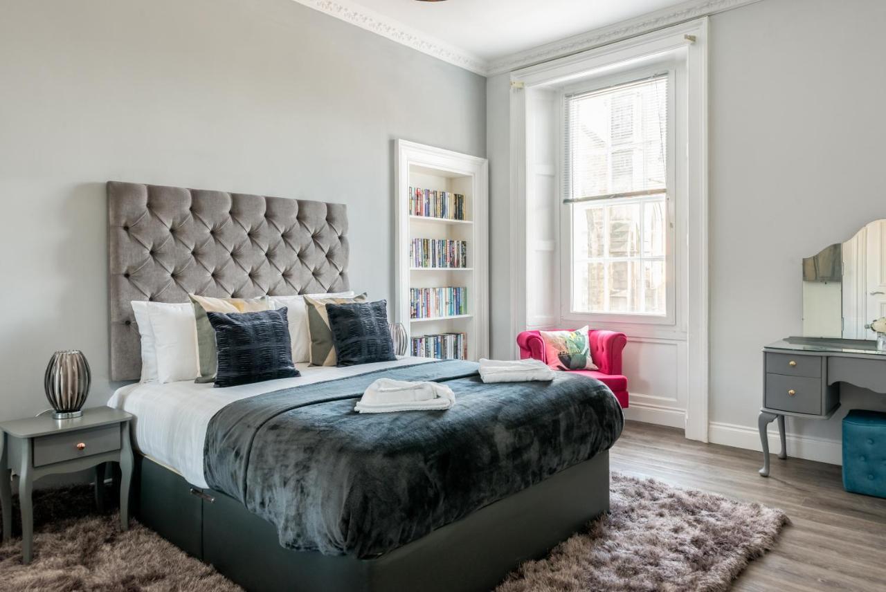 Spacious Newly Refurbished Apartment EDI
