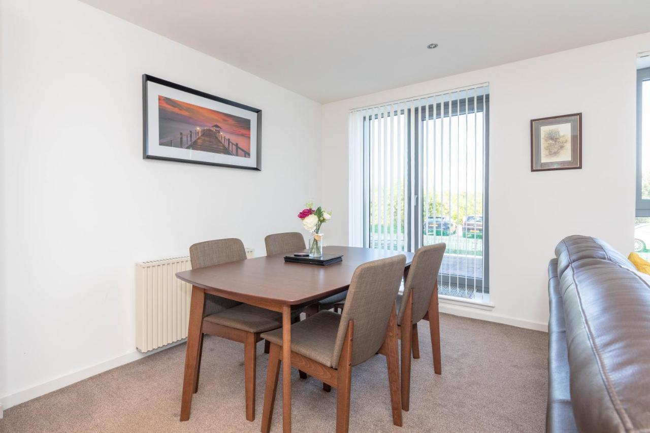 The Waterfront - 2 Bedroom Apartment *