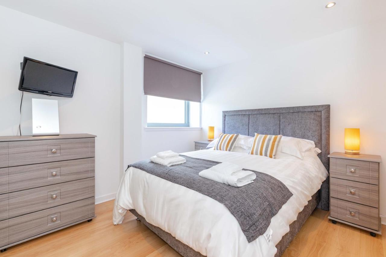 The Waterfront - 2 Bedroom Edinburgh