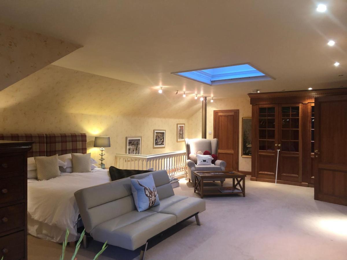 Claremont House Bed & Breakfast 5*