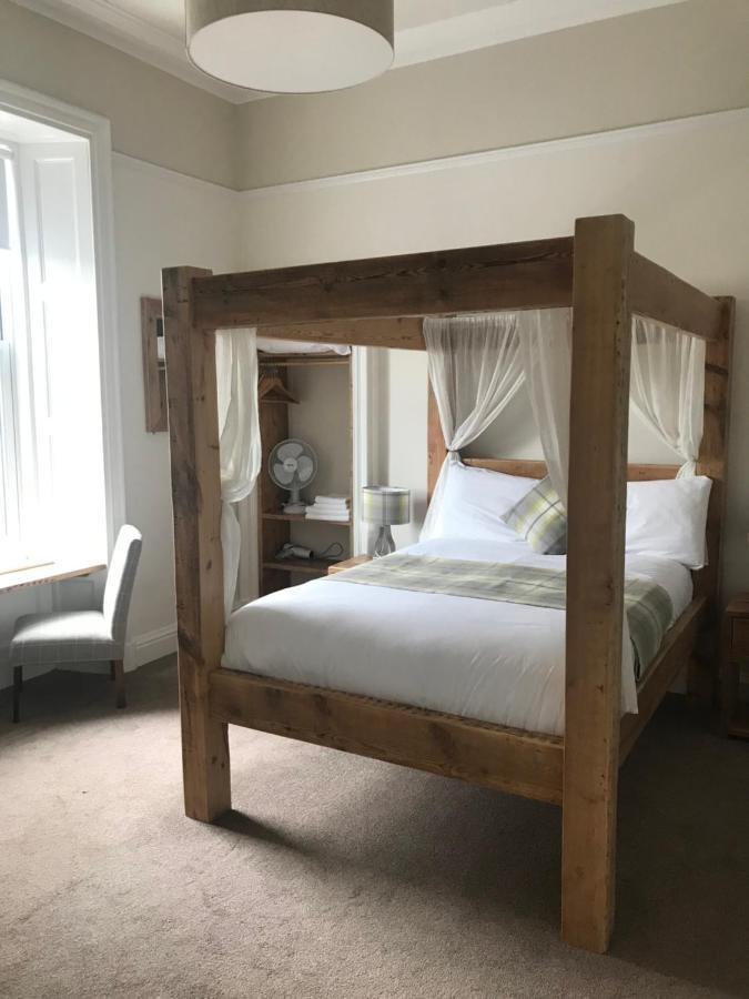 Guest house 18 Craigmillar Park 4*
