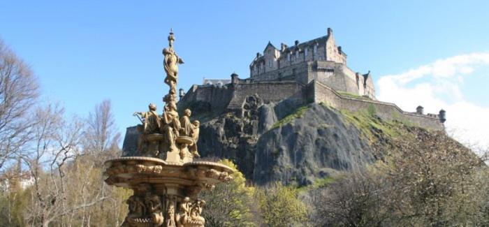 Guest house 18 Craigmillar Park Edinburgh