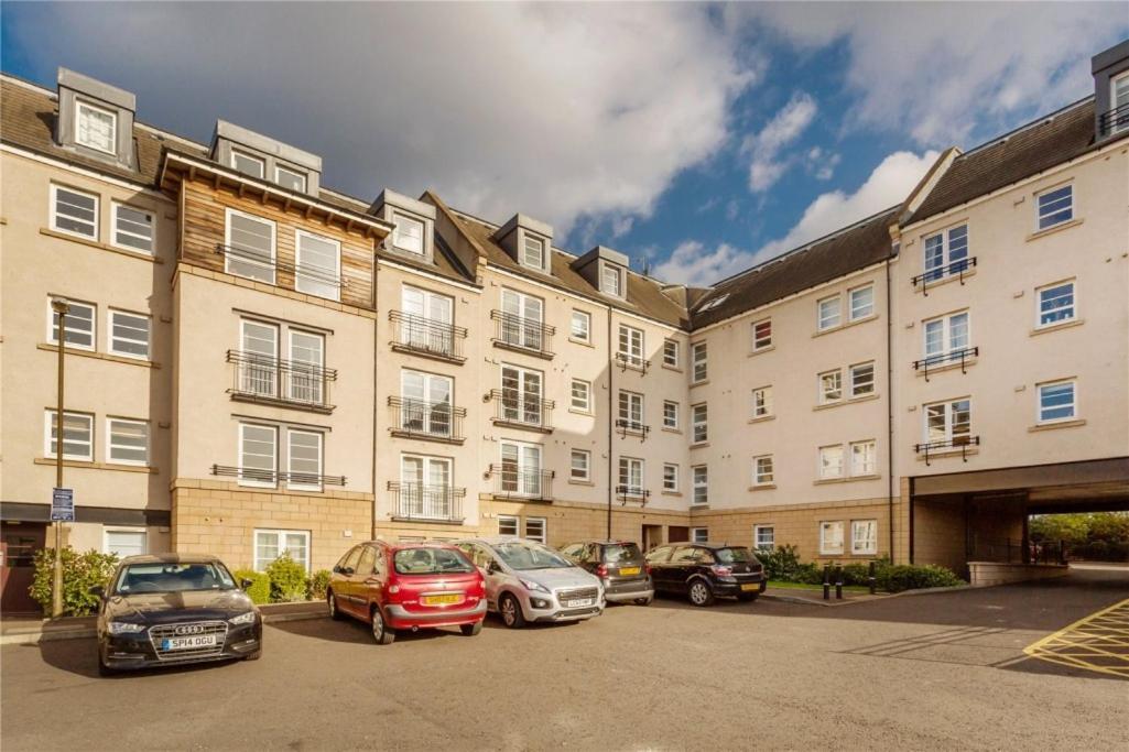 Apartment Powderhall Rigg, Canonmills *