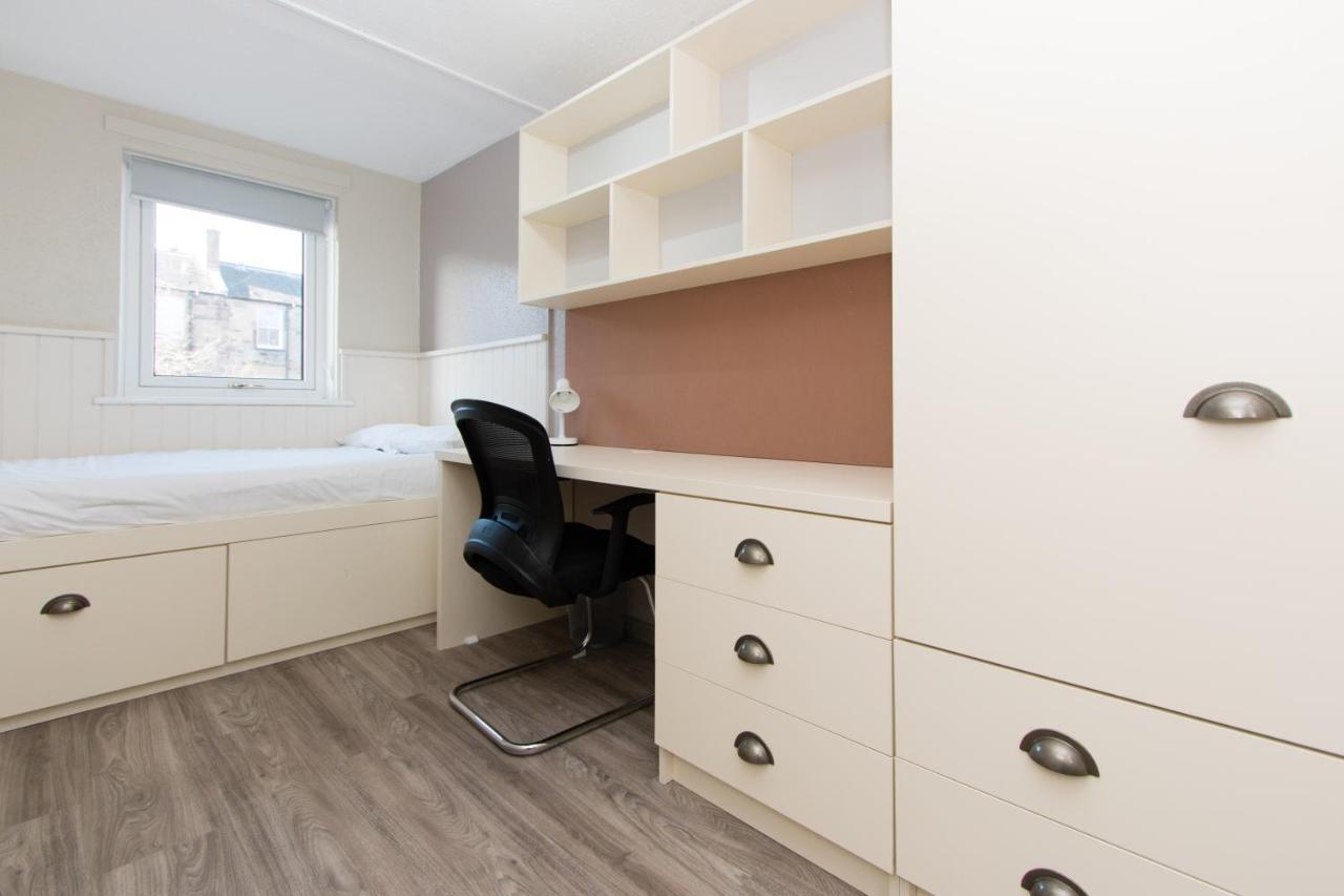 Apartment Destiny Student - Meadow Court *