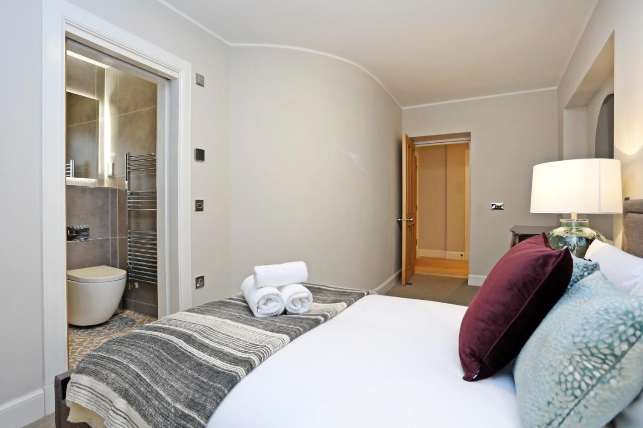Apartment Joivy Refurbished On The Royal Mile