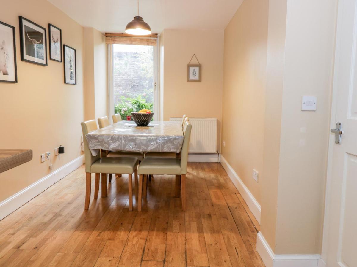 Apartment Stead's Place, *
