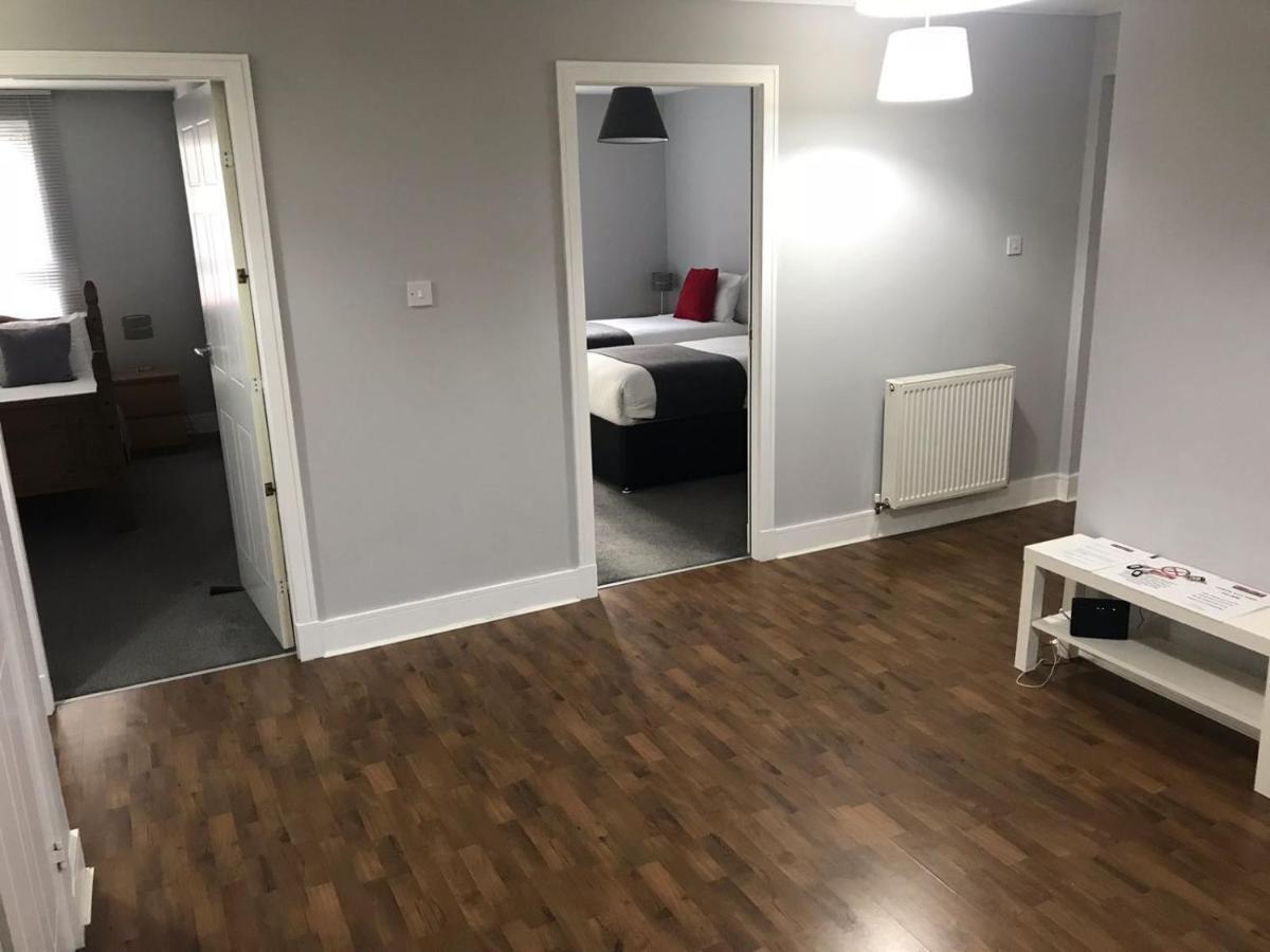 Playhouse Apartment *