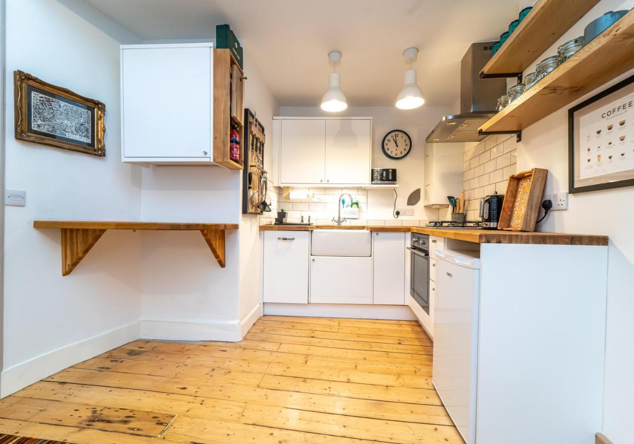 The Waverley Park Apartment