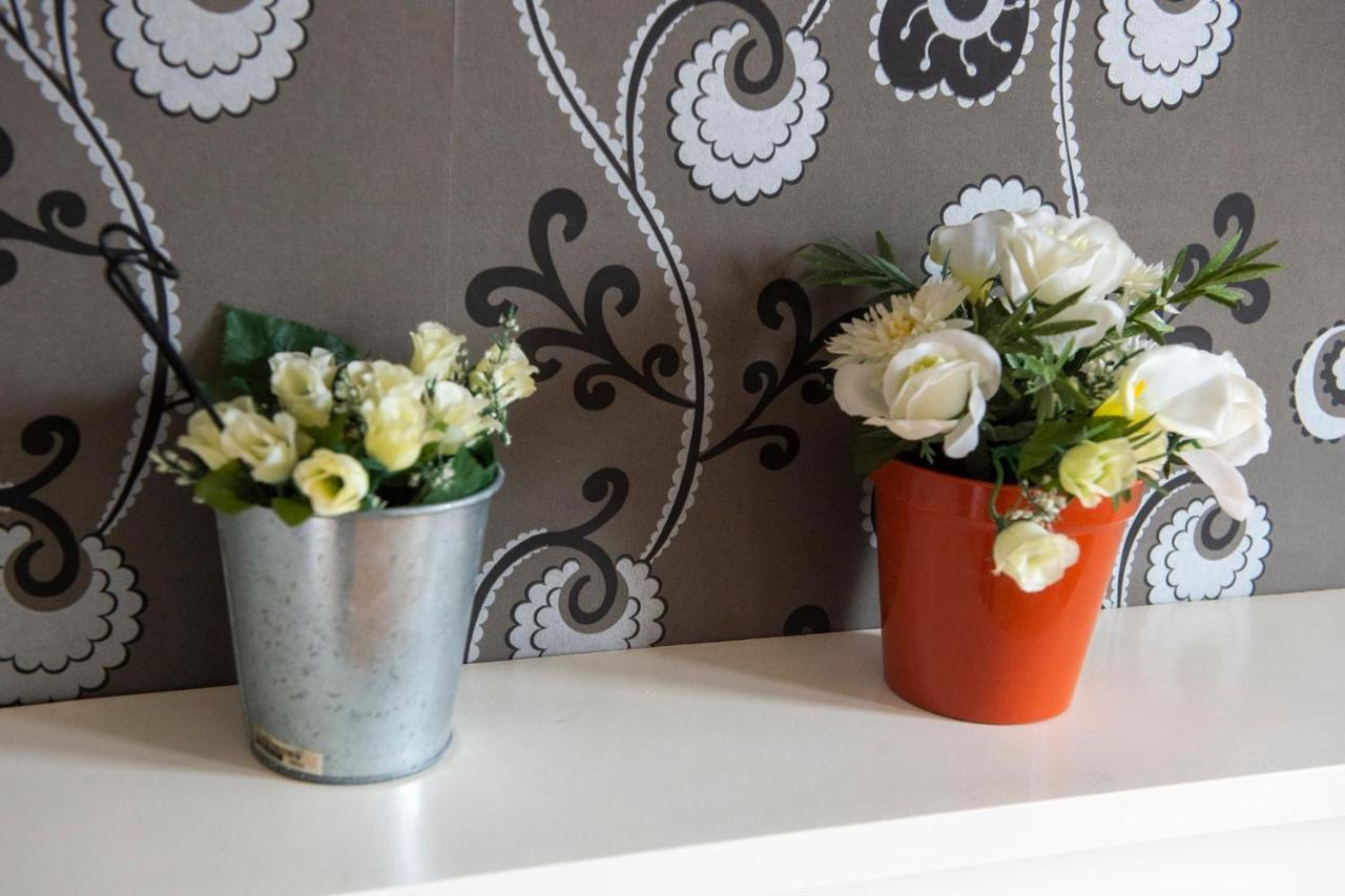 Central Location! 2bdr Flat In Haymarket *