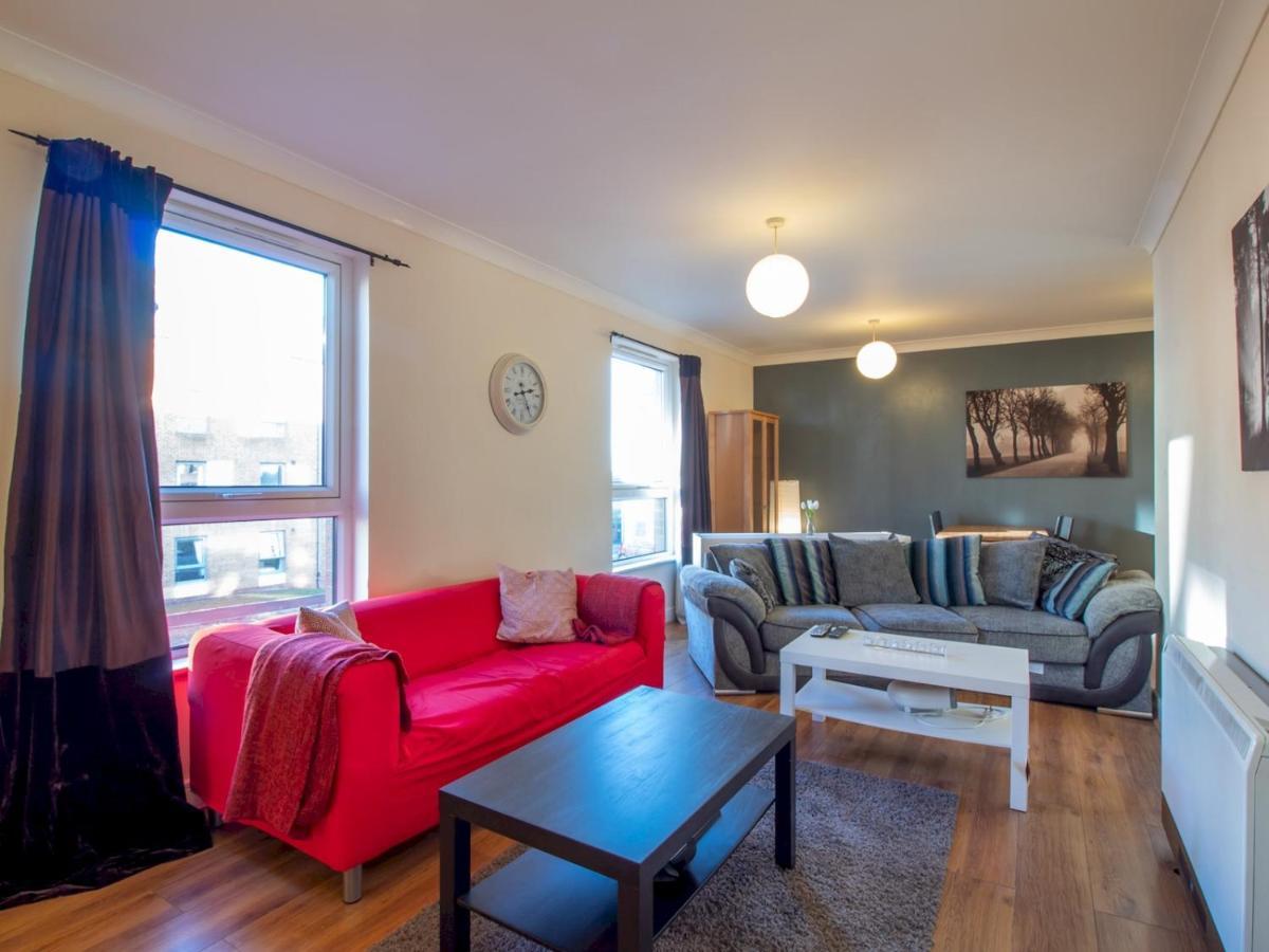 Bright & Spacious 4bd Suburban * Edinburgh