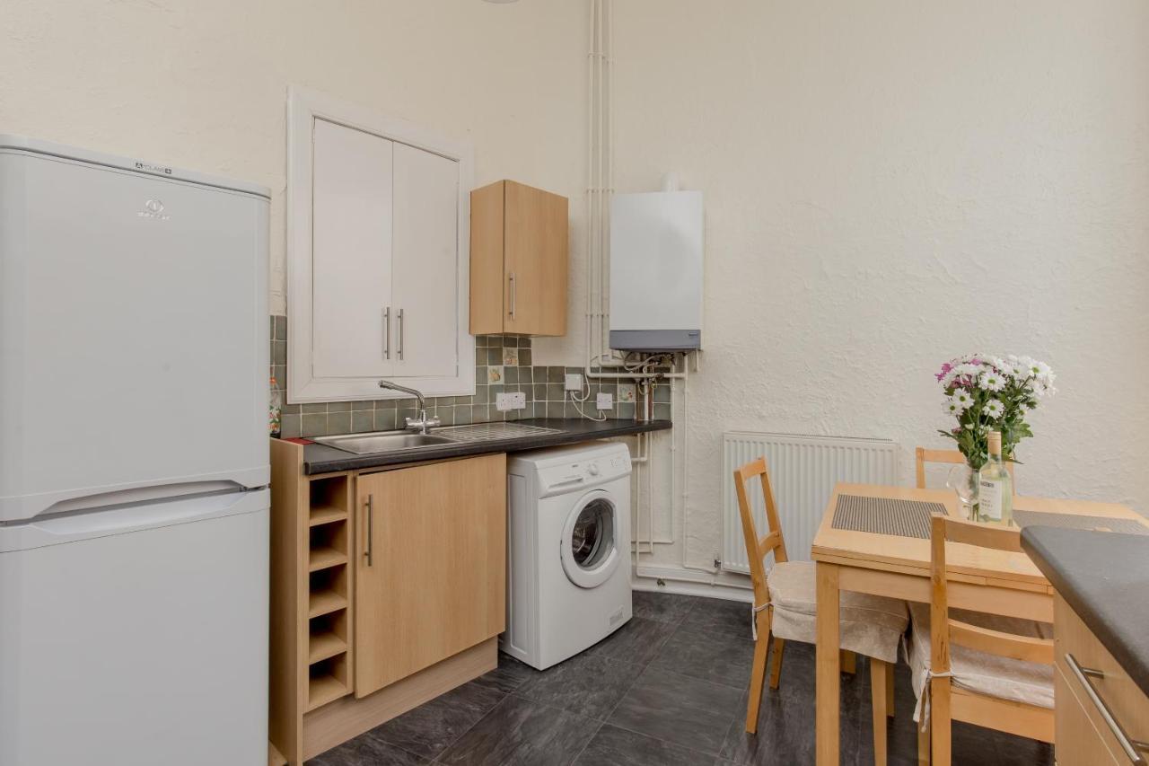 Spacious North St Andrew's Street * EDI
