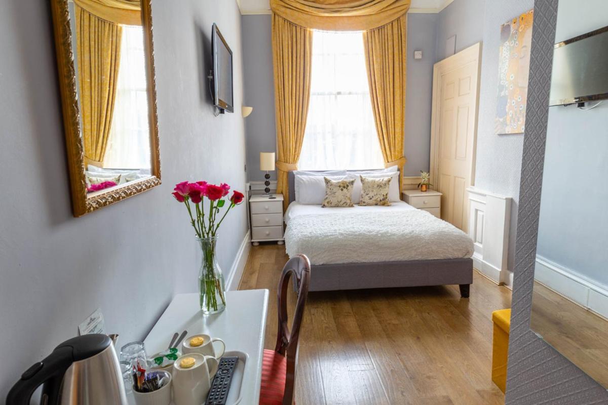 Guest house Townhouse