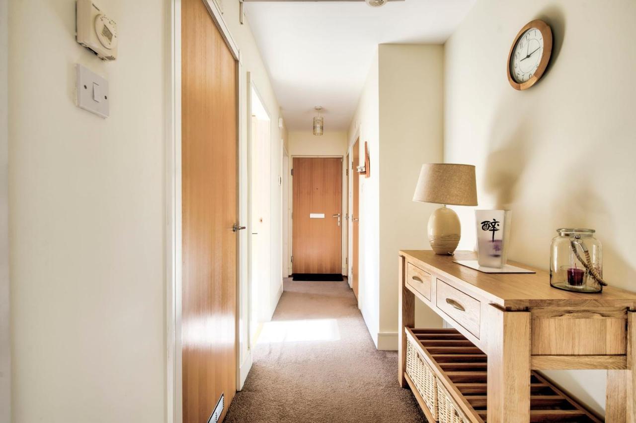 Guestready - Bright Spacious 2bdr Flat Edinburgh