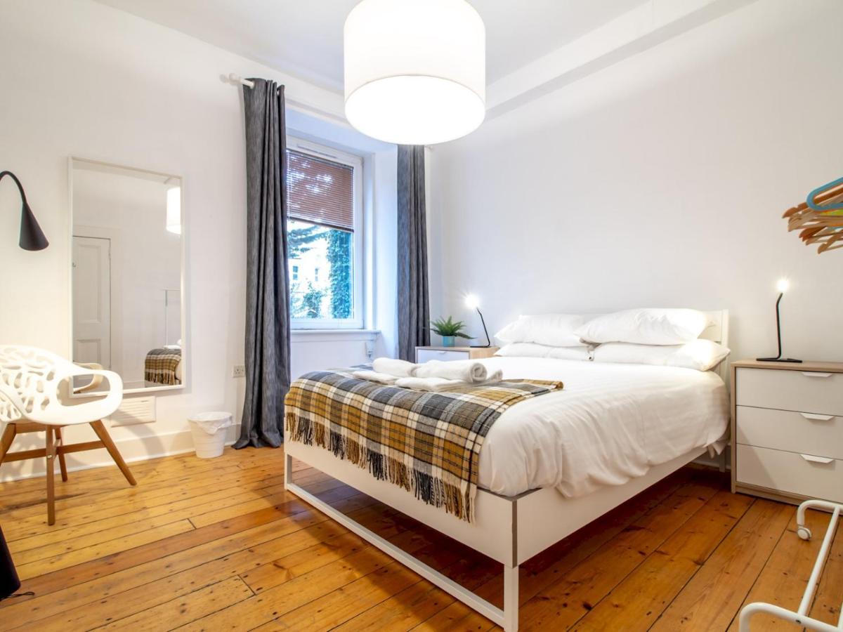 Stylish & Charming Retreat For 2- Centre!