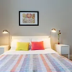 Cosy Flat Next To Cool Neighbourhood