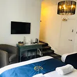 Edinburgh Lodge West End