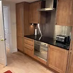 Royal Mile Mansions 2 Bedroom - Edinburgh City Centre