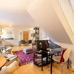 The Albany Lane Residence