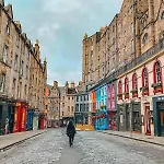 Victoria Street View Flat In Edinburgh Eb10