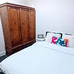 Family And Friends Room Haymarket Edinburgh City Centre