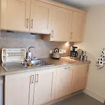 Edinburgh City Deluxe Apartment