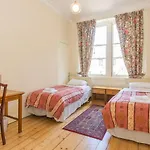 Menzies Apartments