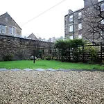 Lochlann\'S Hame