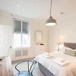 Frederick Street Apartment