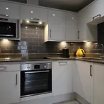 Fountain Court Apartments - Grove