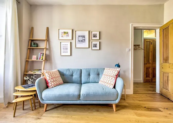 Altido Cool St Stephen Street Apartment - Prime New Town Location