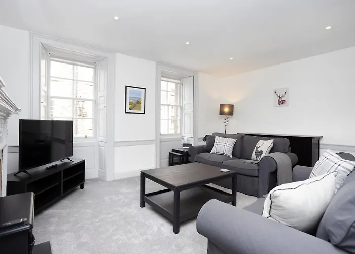 Joivy Elegant New Town Flat Near Princes Street