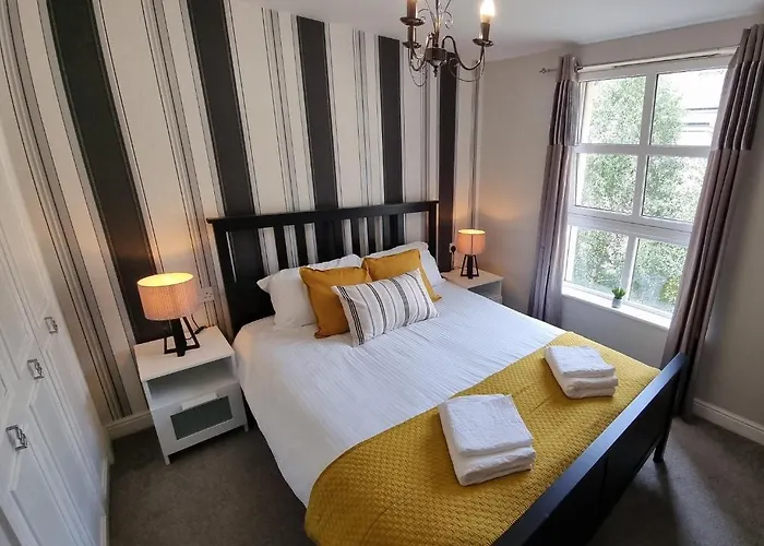 Old Town 1-Bedroom Apartment With Free Parking